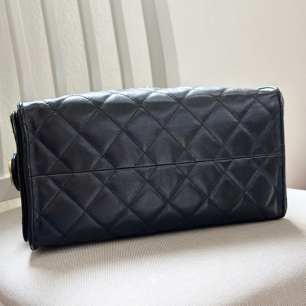 ❌ SOLD ❌ CHANEL 25 HOBO BAG in Black - Picture 6 of 8